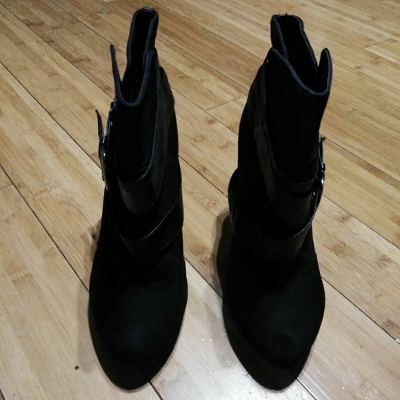 Booties - Picture 3 of 6